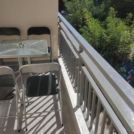 Prima Lodging - Deluxe Apartment Tesalonika Bagian luar foto